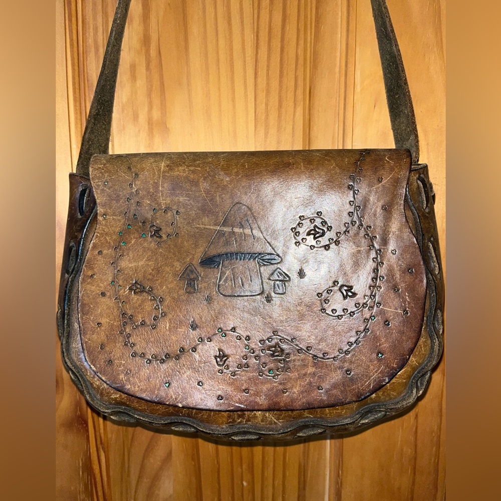 70s Vintage Brown Leather Mushroom-Embossed Crossbody Bag